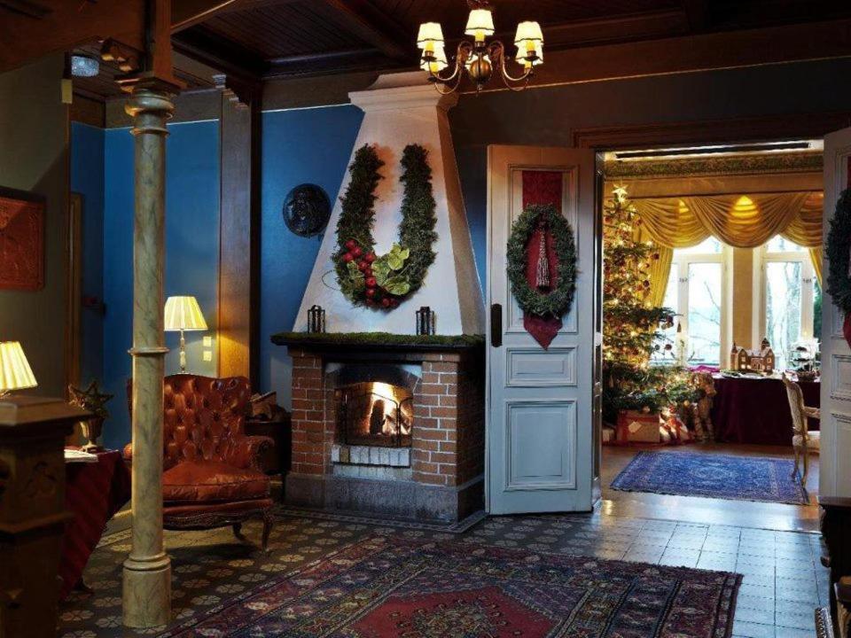 Thorskogs Slott Hotel Lodose ภายนอก รูปภาพ